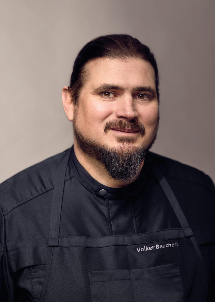 Volker Beuchert, Geschäftsführung