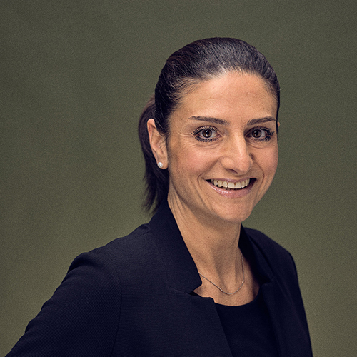 Mitarbeiterin Elena Bachtanian, Duale Studentin Projektleitung